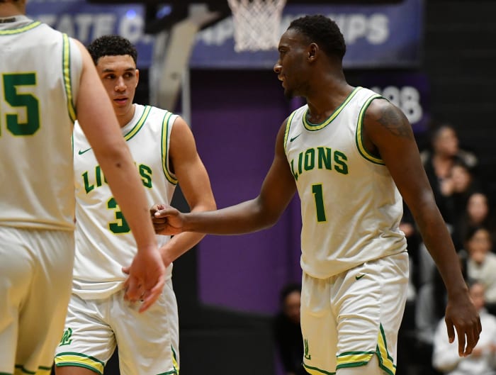 West Linn Central Catholic 6A Oregon boys basketball quarterfinal Taylor Balkom 51